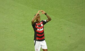 Leia mais sobre o artigo FLAMENGO HUMILHA VASCO