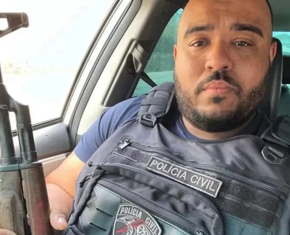 No momento, você está visualizando POLICIAL REAGE NO RIO