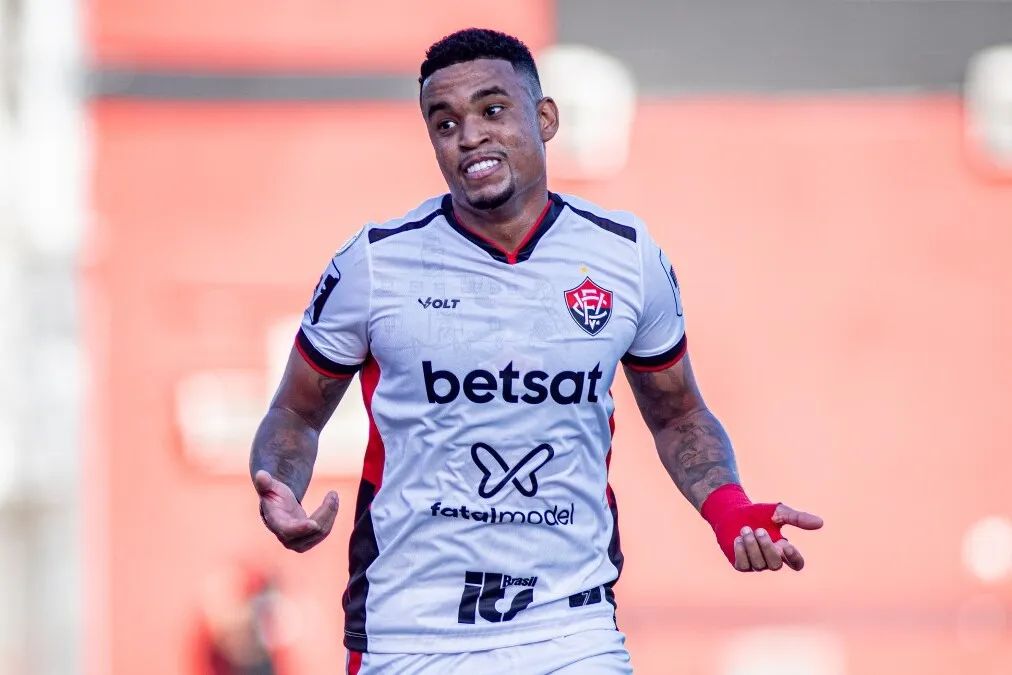 Leia mais sobre o artigo ALERRANDRO NO CSKA AGORA