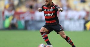 Leia mais sobre o artigo MICHAEL FICA FORA DO FLAMENGO