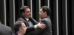Leia mais sobre o artigo DAVI ALCOLUMBRE FALA SOBRE BOLSONARO