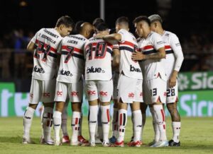 Leia mais sobre o artigo PONTE PRETA VIRA O JOGO!