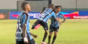 Leia mais sobre o artigo TIAGO VOLPI FAZ HISTÓRIA