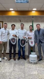 Leia mais sobre o artigo CORINTHIANS BATE RECORDE