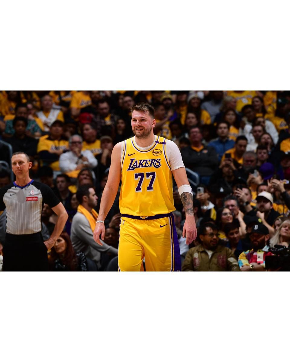 No momento, você está visualizando LUKA E LEBRON NO TOPO