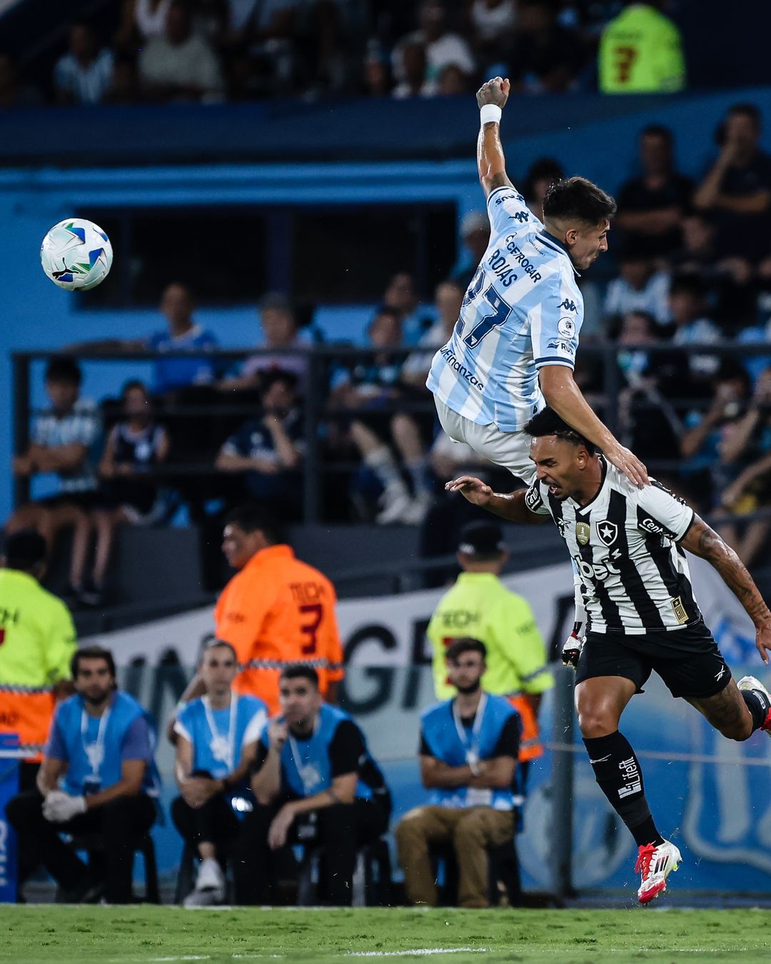 No momento, você está visualizando RACING FAZ HISTÓRIA