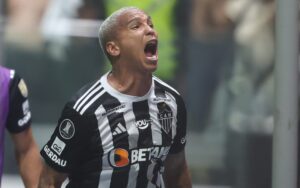Leia mais sobre o artigo DEYVERSON NO FORTALEZA!