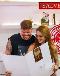 Leia mais sobre o artigo THAÍS VASCONCELLOS ARRASA NO CARNAVAL!