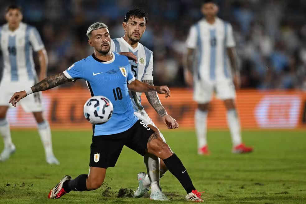 Leia mais sobre o artigo URUGUAI SEM DOIS CRAQUES